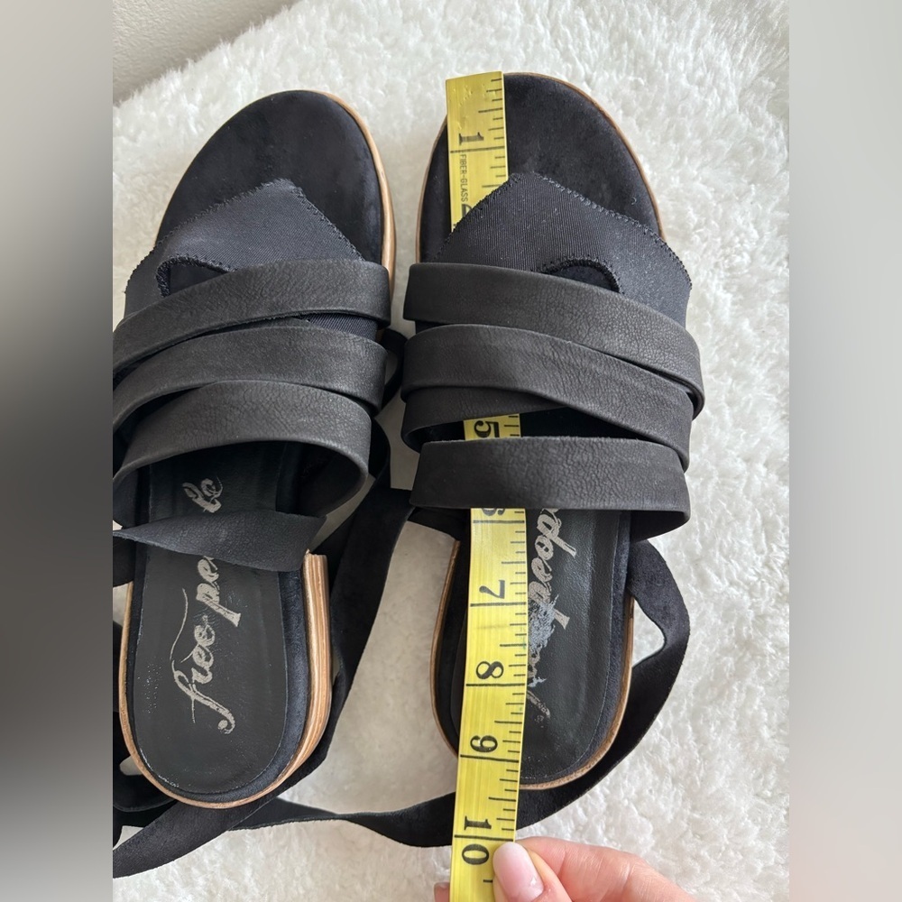 Free People Wrap Sandal Black sz 6.5 - Picture 12 of 13